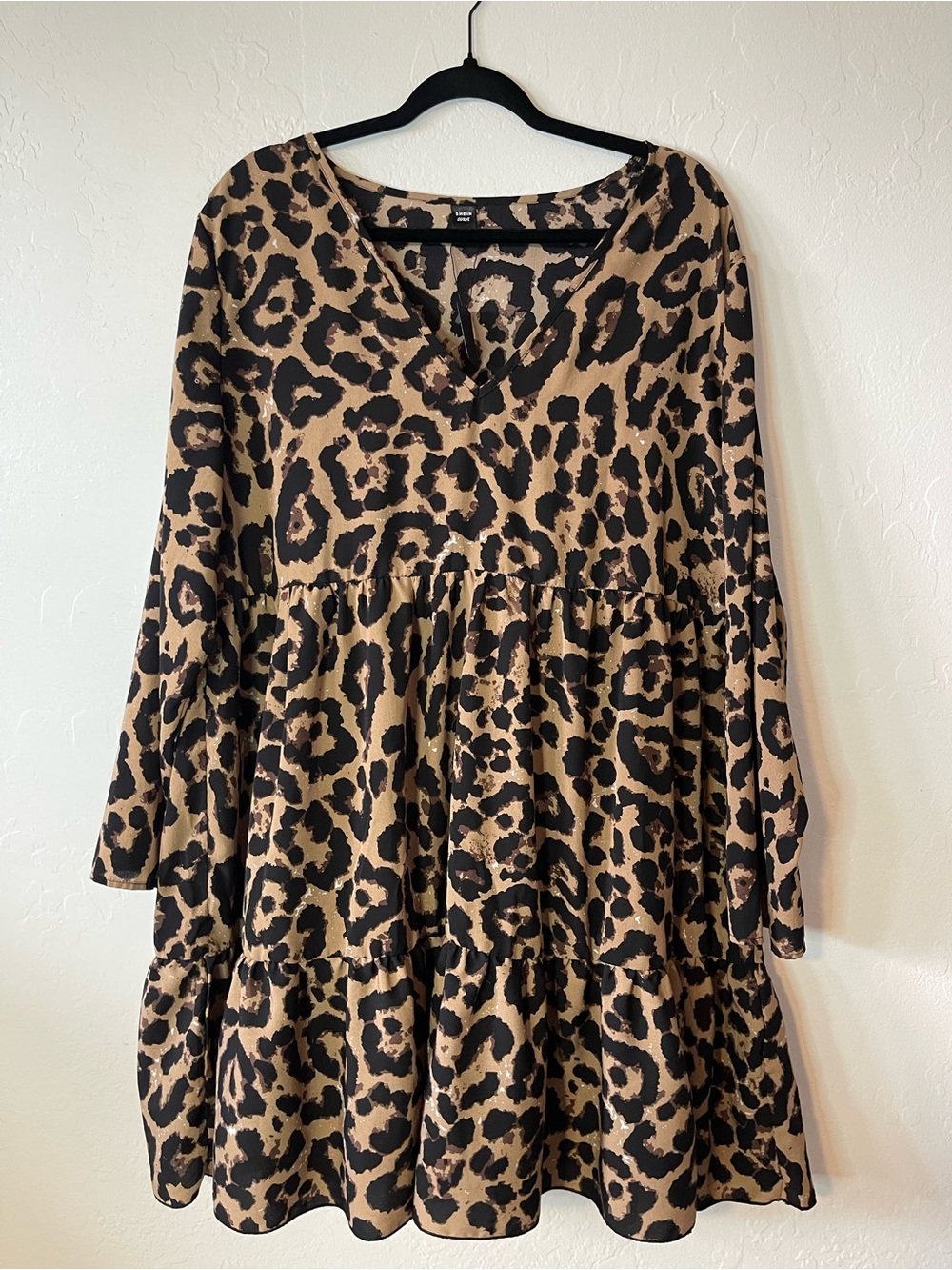 SHEIN Beige and Black Leopard Print Long Sleeve Tiered Dress